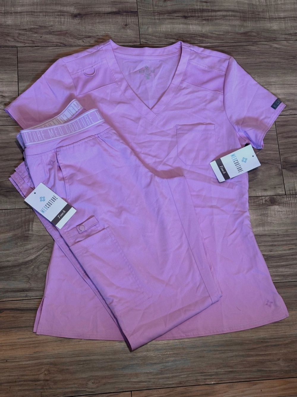 Med Couture Women's V-Neck Scrub Top & Pant Set - pink